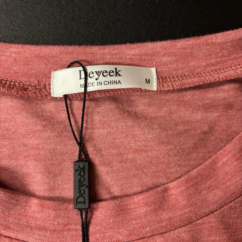 Deyeek  medium post shoulder surgery recovery short sleeve T-shirt new. Pink/red - Picture 2 of 9